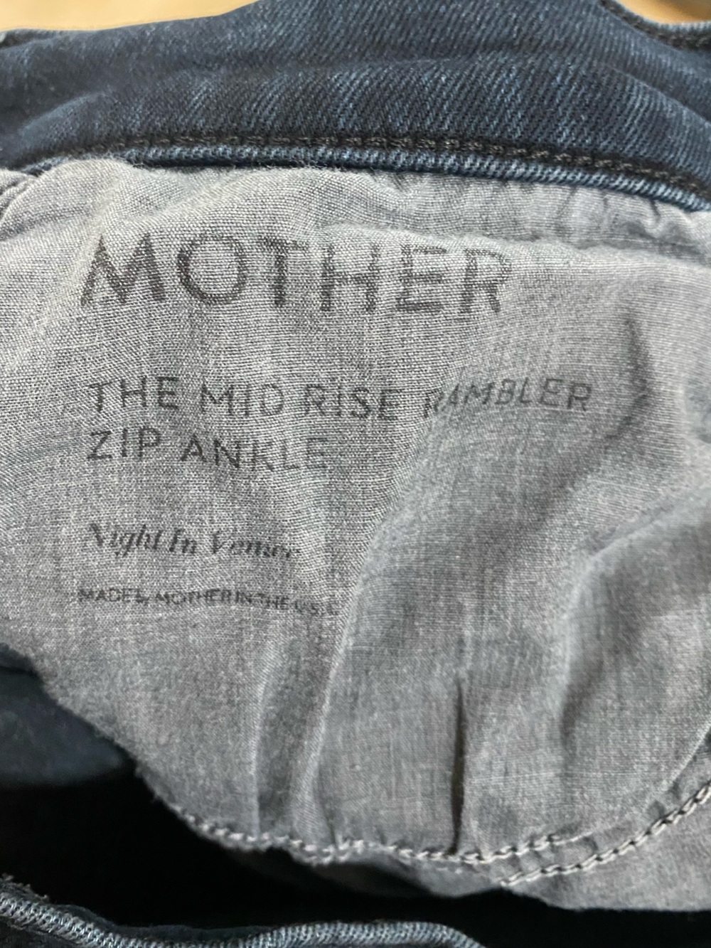 MOTHER The Mid-Rise Rambler Zip Ankle Jeans Night in Venice Size 28 - Picture 7 of 7